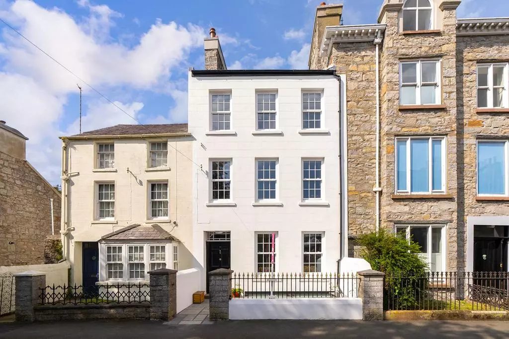 16 The Crofts, Castletown, seen from the street